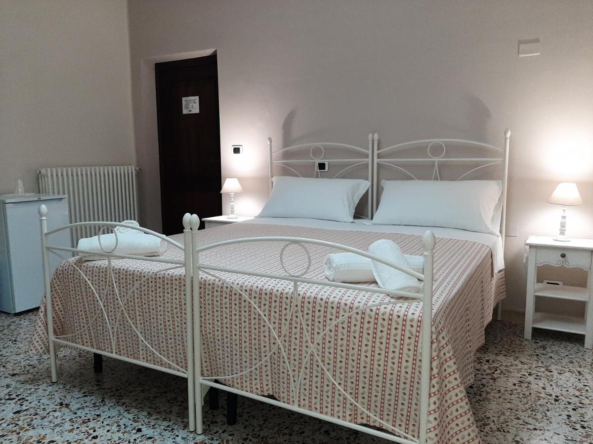 Agriturismo Il Casolare Di Nonno Mario Manoppello Eksteriør billede